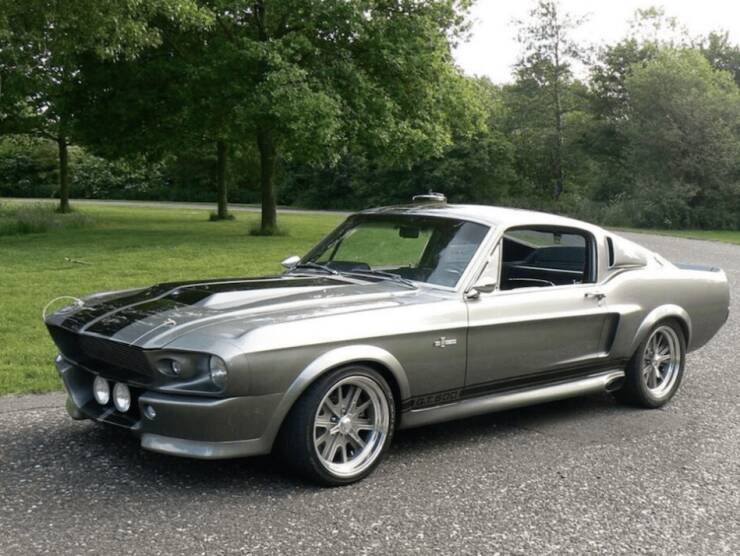 Iconic Muscle Cars That Still Dominate The Streets