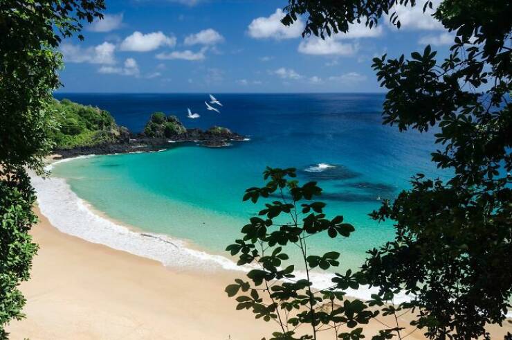 The World’s Most Unique And Beautiful Shorelines