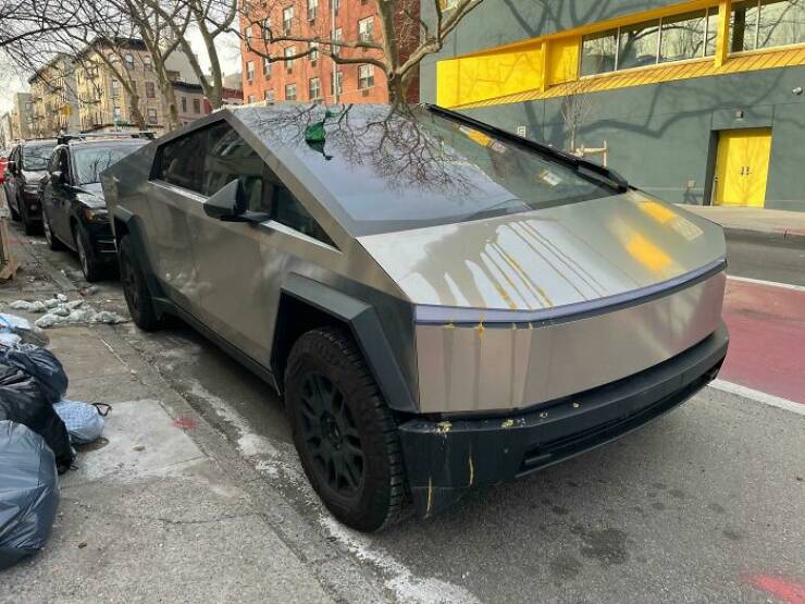 Cybertruck Fails That Have Us Questioning Reality