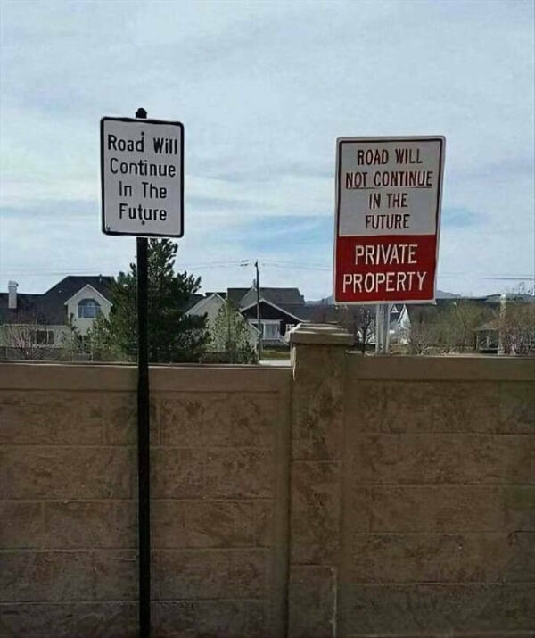 Hilarious Signs That Deserve A Standing Ovation