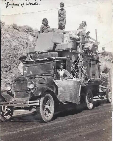 Photographs That Froze History In A Single Moment Photographs That Froze History In A Single Moment