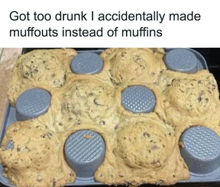 Unhinged Photos With Zero Context But Maximum Comedy