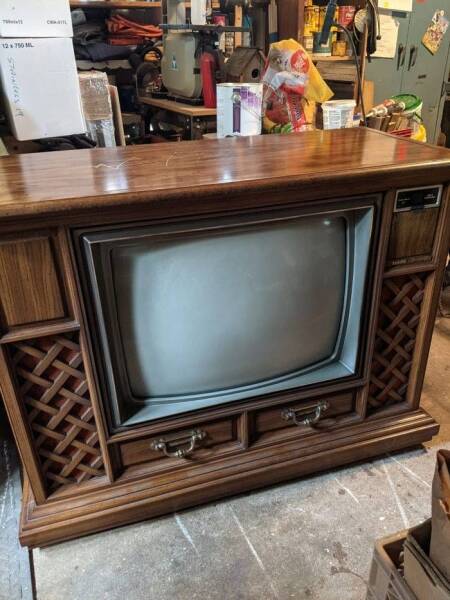 Things Every Home Had 30 Years Ago That Are Now Totally Gone