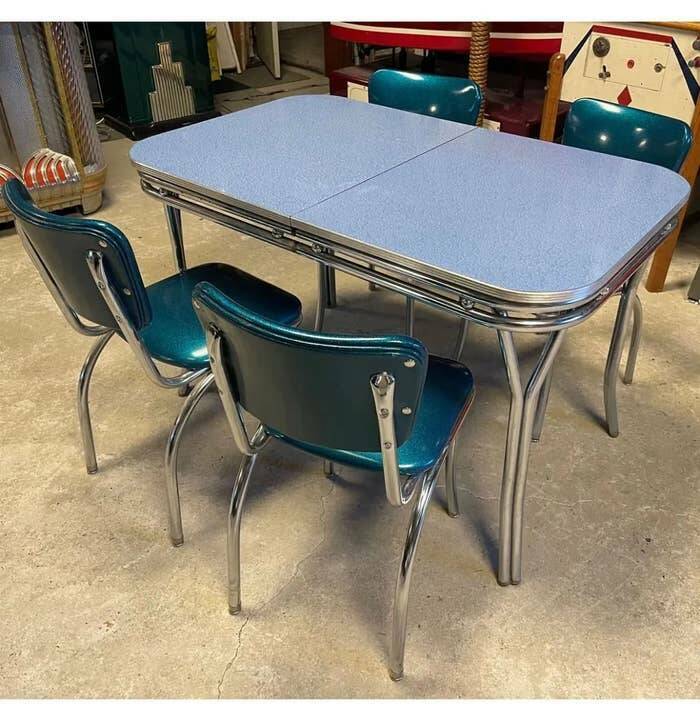 Things Every Home Had 30 Years Ago That Are Now Totally Gone