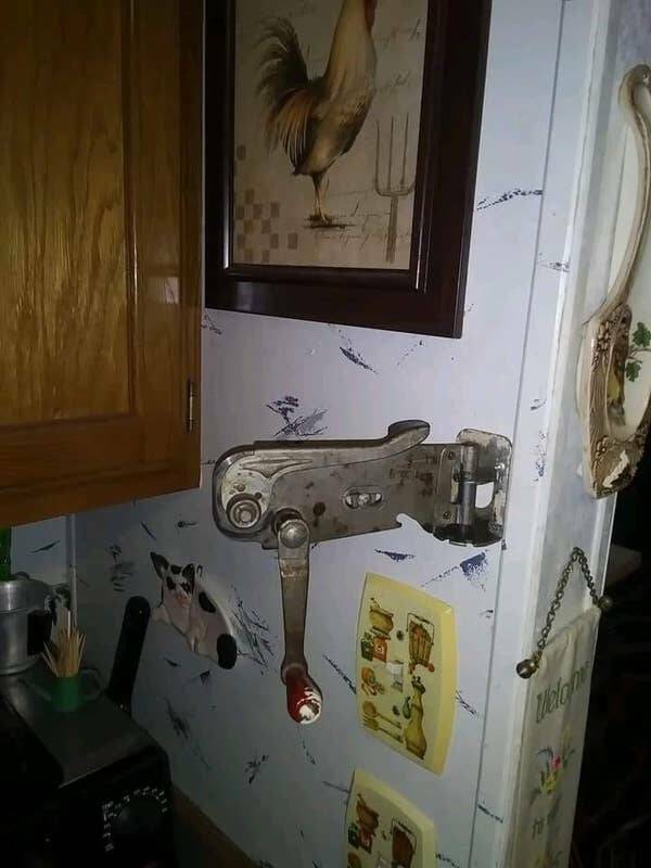 Things Every Home Had 30 Years Ago That Are Now Totally Gone