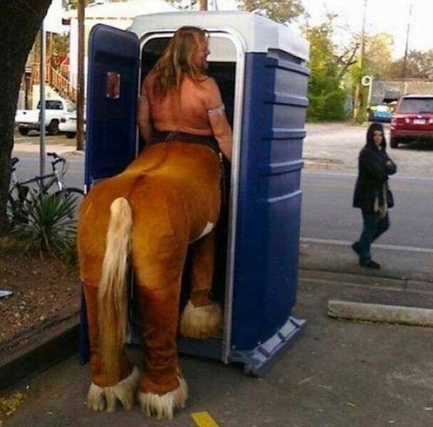 Unholy Pics That Shouldnt Exist, But Do
