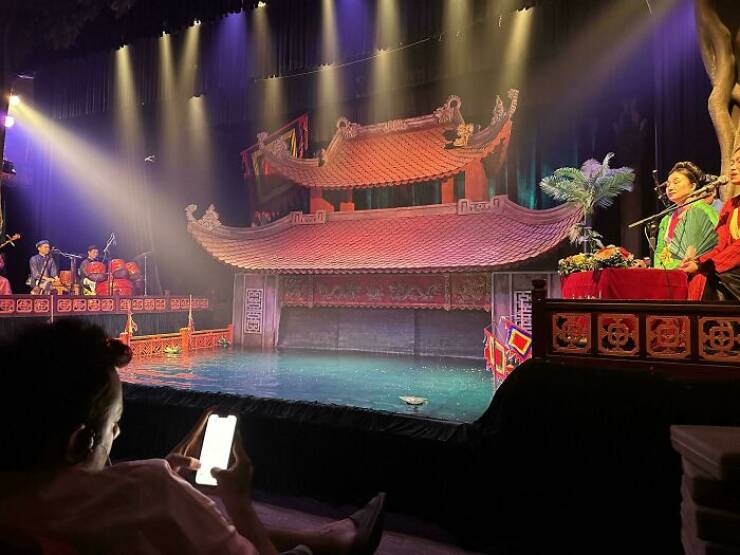 Clueless Wanderers With Opinions They Shouldnt Have