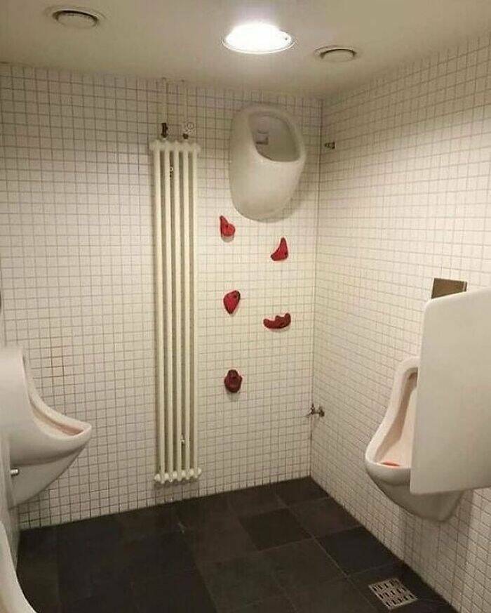 Bizarre Photos That You Can’t Unsee