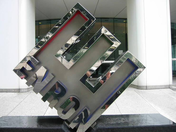 How One Mistake Destroyed A Business Empire