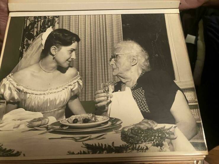 Photos From the Past That Echo Through Time