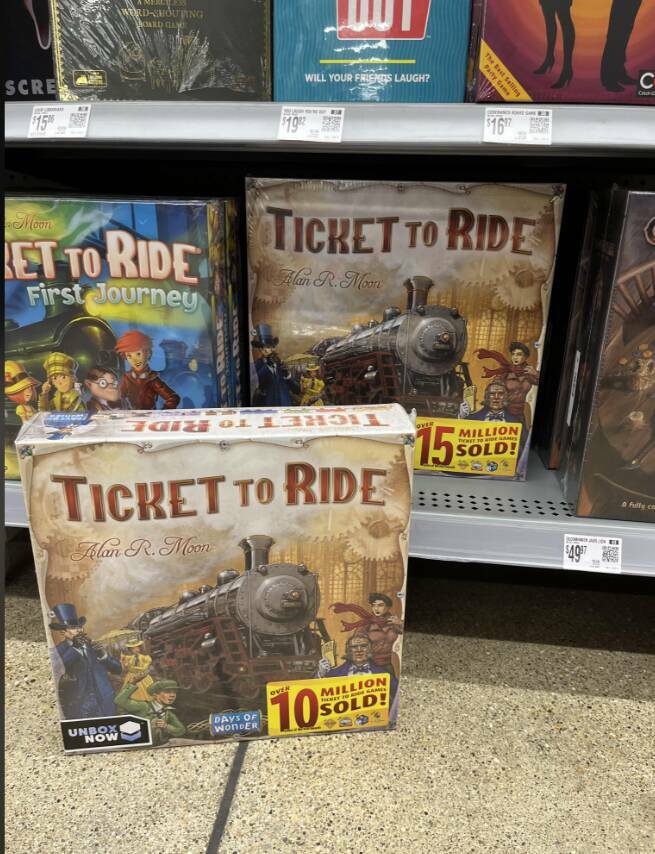 Satisfyingly Subtle Oddities From Everyday Life