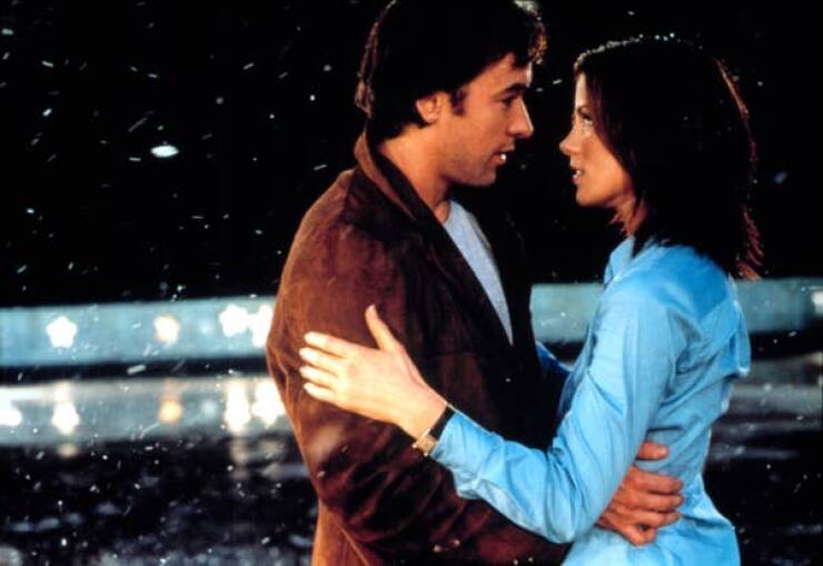 Romantic Movies That Seem Very Toxic By Todays Standards