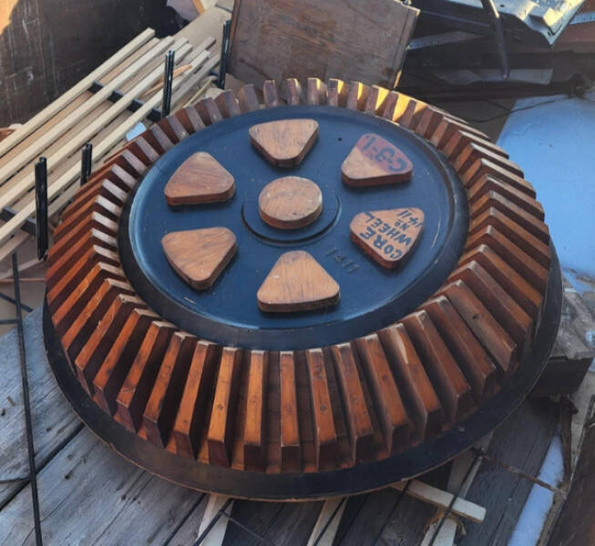 Unidentified Stuff That Got Explained Online