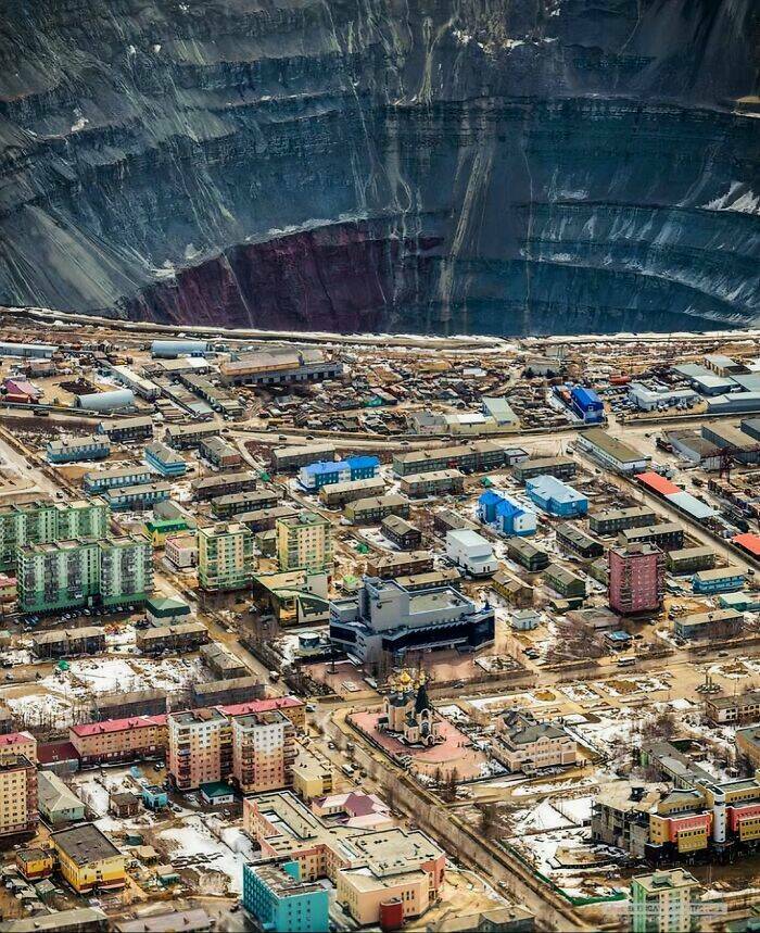 Giant Things That Give People The Creeps