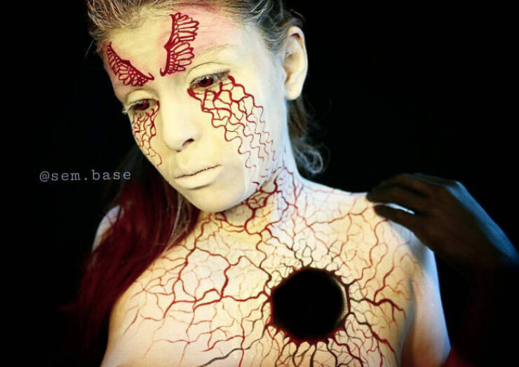 Jaw-Dropping Makeup Art From True Pros Jaw-Dropping Makeup Art From True Pros