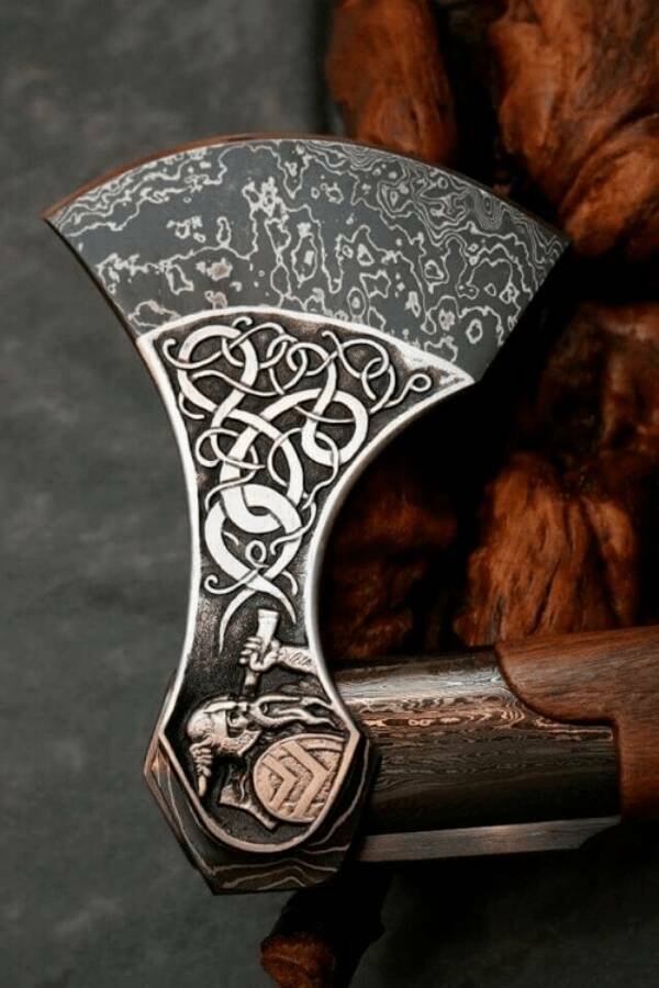 Pick Your Ridiculous Weapon: Chaos Awaits