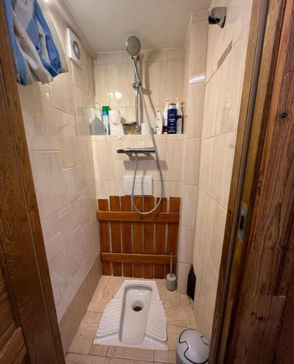 Real Estate Fails That Somehow Work Real Estate Fails That Somehow Work