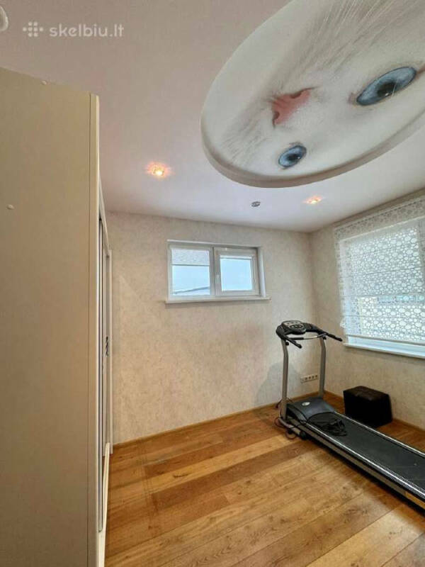 Real Estate Fails That Somehow Work Real Estate Fails That Somehow Work