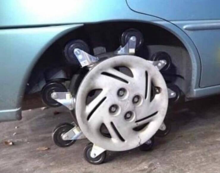 Chaotic Photos That Only Make Sense On The Internet