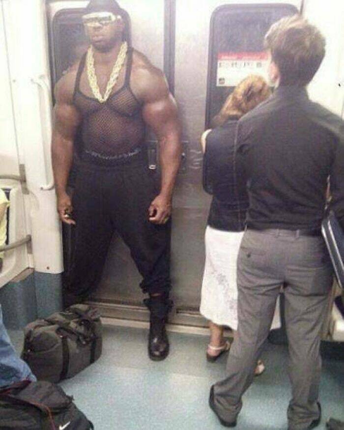 Chaotic Photos That Only Make Sense On The Internet