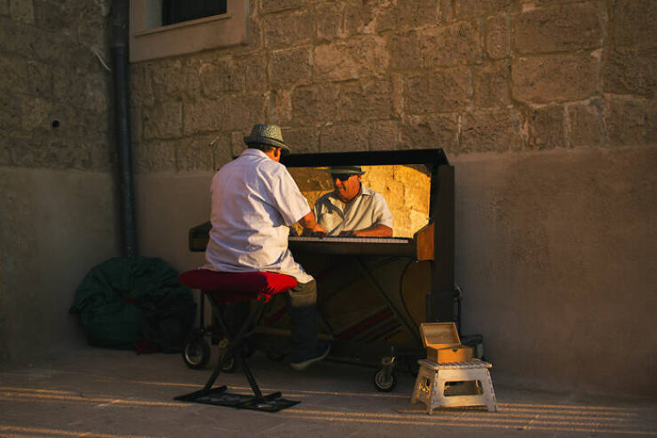 Stunning Moments That Show Magic In The Ordinary