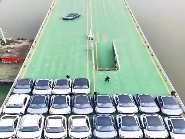 How Hundreds Of Cars Are Loaded Onto A Ferry