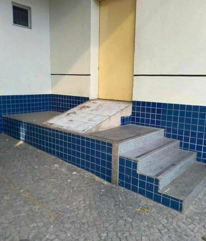 Photos That Shouldn’t Exist, But Somehow Do Photos That Shouldn’t Exist, But Somehow Do