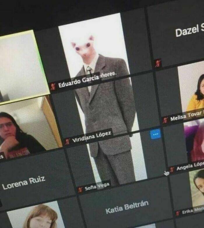 Photos That Shouldn’t Exist, But Somehow Do Photos That Shouldn’t Exist, But Somehow Do