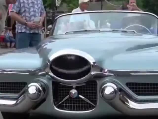 Retractable Hidden Headlights First Appeared On The 1935 Cord 810.