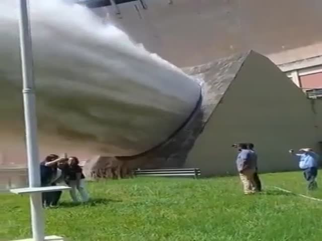 Water Released With Incredible Force After Opening Dam Gate