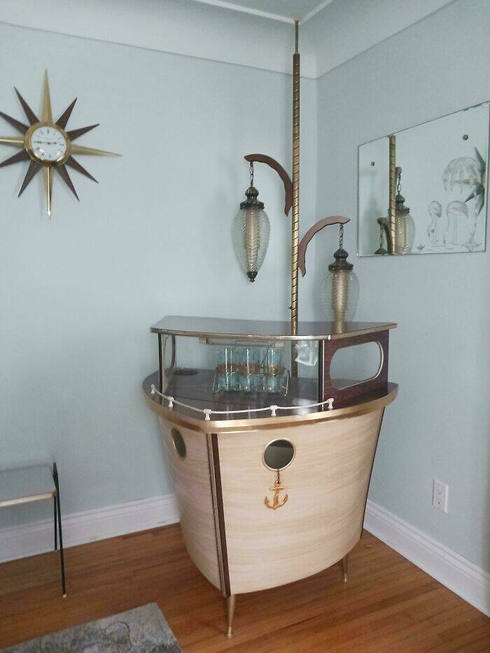 Timeless Mid-Century Pieces That Still Feel Fresh Timeless Mid-Century Pieces That Still Feel Fresh