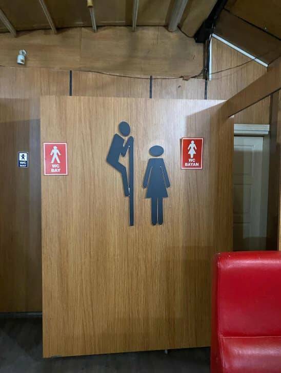 Toilets Don’t Need Genders This Dramatic Toilets Don’t Need Genders This Dramatic