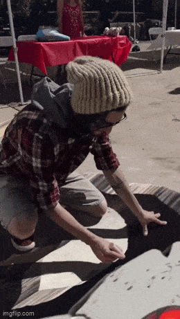 https://img.izismile.com/img/img15/20250516/gifs/daily_gifdump_5004_35.gif
