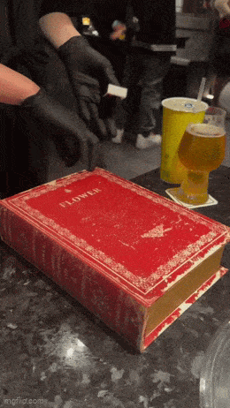 https://img.izismile.com/img/img15/20250516/gifs/daily_gifdump_5004_47.gif
