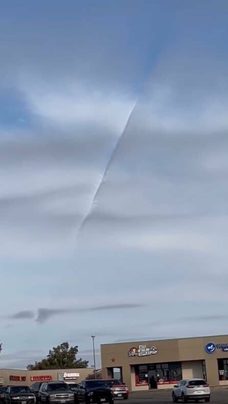 Nature-Defying Pics Youve Never Seen Before