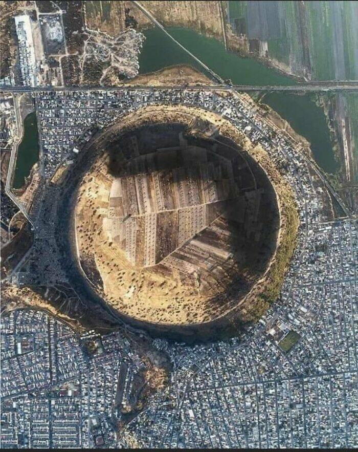 Weird And Wonderful Things Spotted On Google Earth