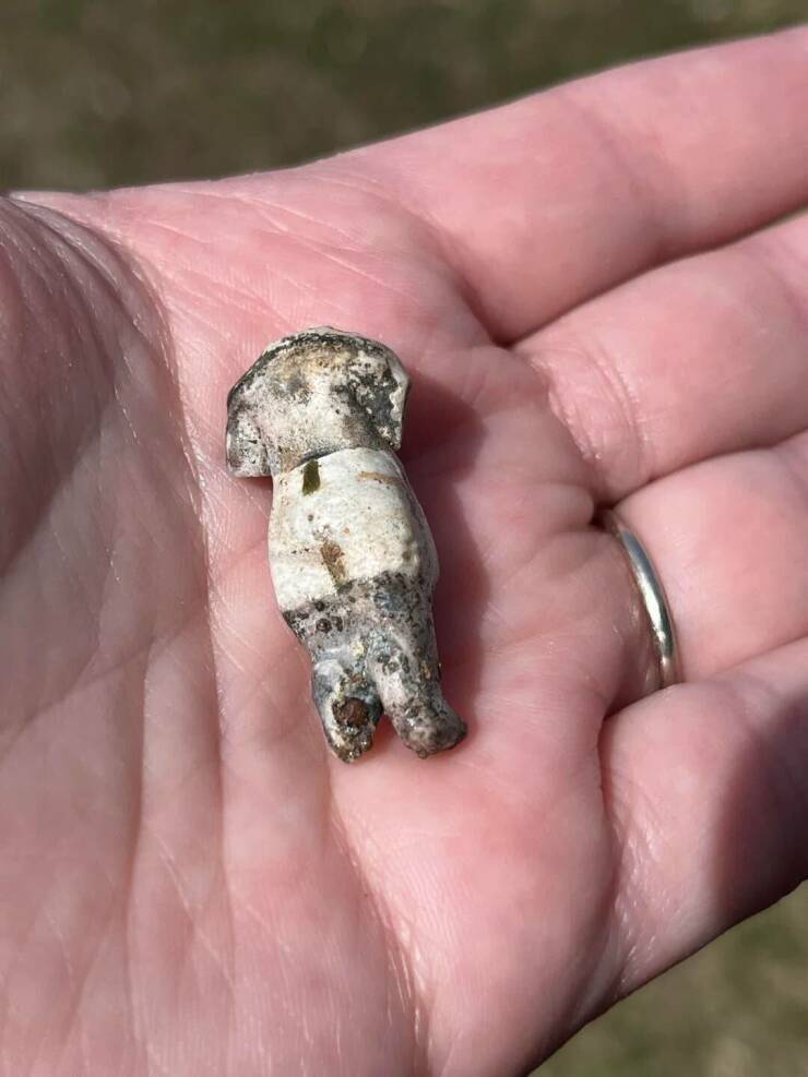 Unusual Objects Identified Thanks To Internet Sleuths