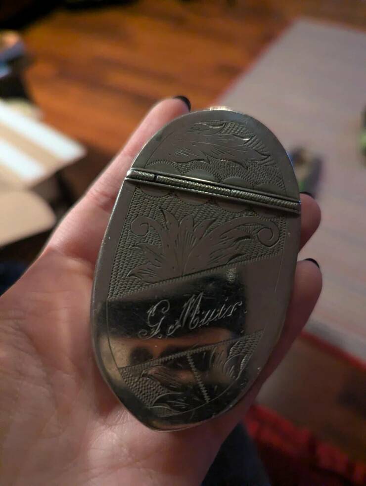 Unusual Objects Identified Thanks To Internet Sleuths