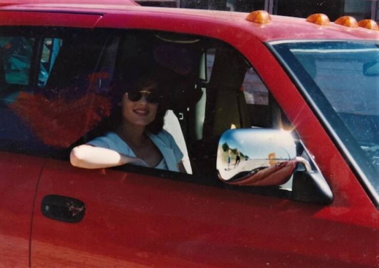 Retro Vibes, Modern Cringe