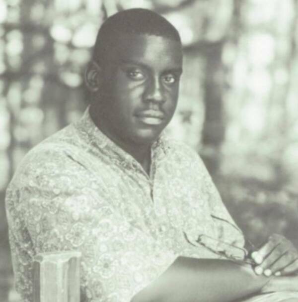 Retro Vibes, Modern Cringe