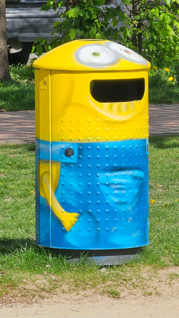 Something Is Wrong Here... Something Is Wrong Here...