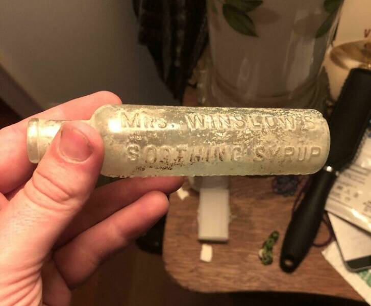 Weird Stuff Lurking in Old Houses