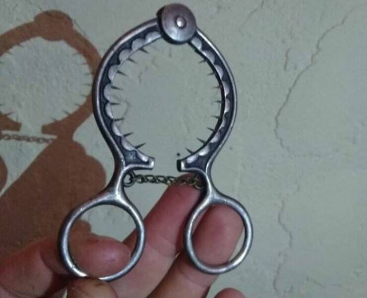 Weird Stuff Lurking in Old Houses