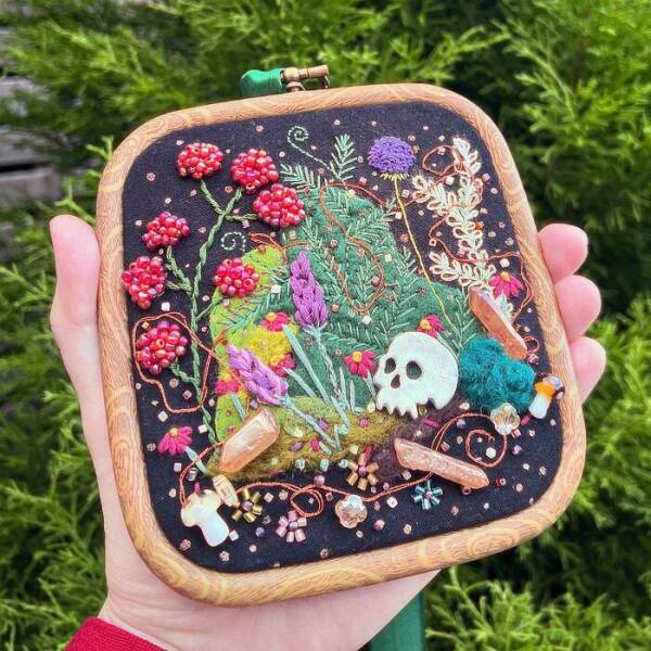 Embroidery Artists Show Off Their Stunning Creations Embroidery Artists Show Off Their Stunning Creations