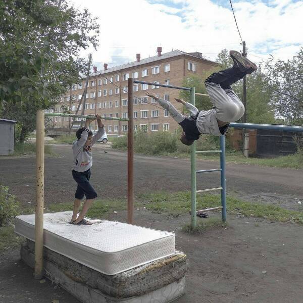 The Perfect Shot Comes Down to Perfect Timing The Perfect Shot Comes Down to Perfect Timing