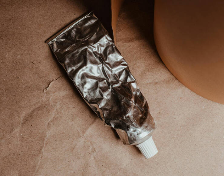 Little Things That Quietly Say ‘I Was Raised Poor’