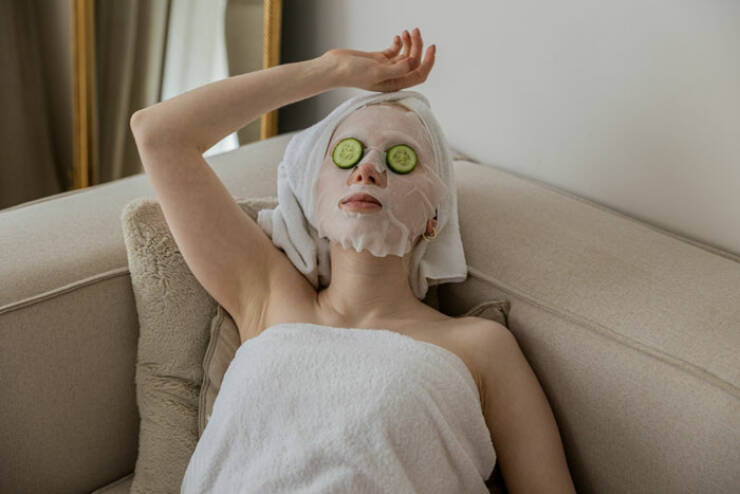 Little Things That Quietly Say ‘I Was Raised Poor’