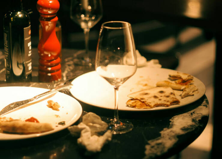 Little Things That Quietly Say ‘I Was Raised Poor’