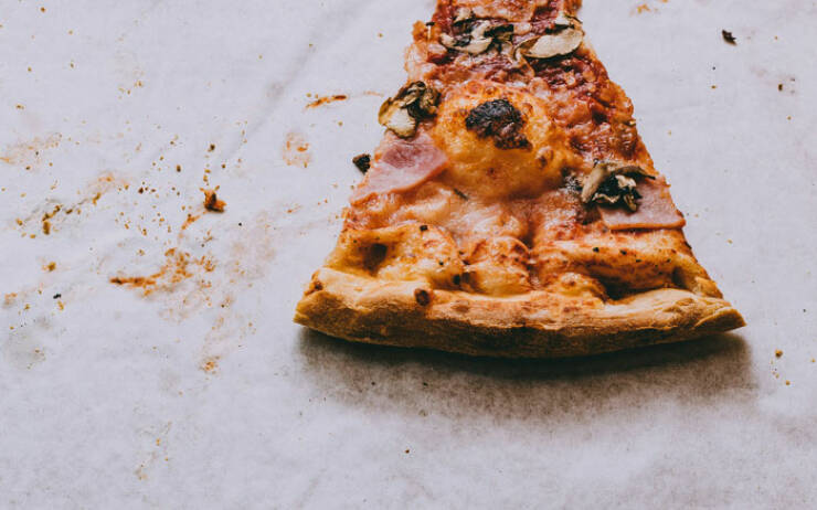 Little Things That Quietly Say ‘I Was Raised Poor’