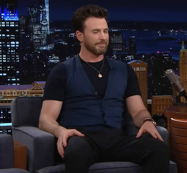 People Who Knew Celebs Before They Were Famous Spill the Tea